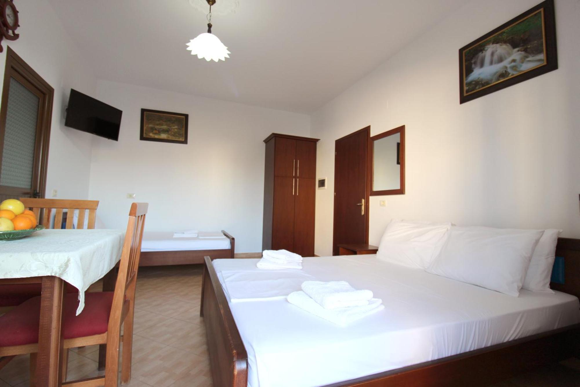 Garden Villa Dhesara Ksamil Bagian luar foto
