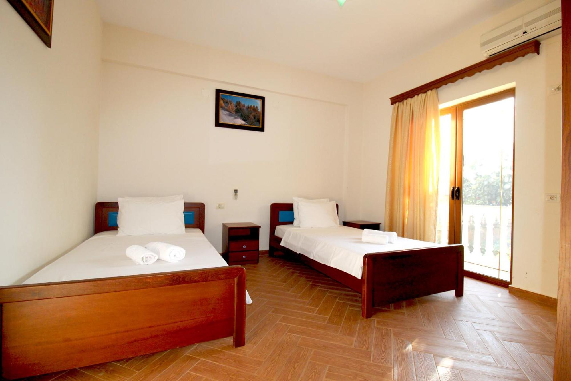 Garden Villa Dhesara Ksamil Bagian luar foto