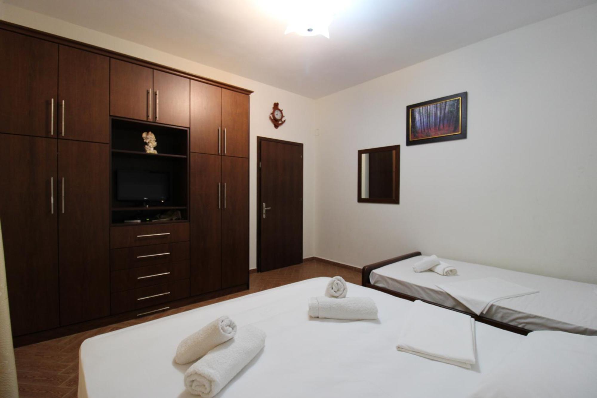 Garden Villa Dhesara Ksamil Bagian luar foto